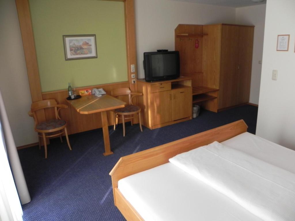 Parkhotel Cham Værelse billede