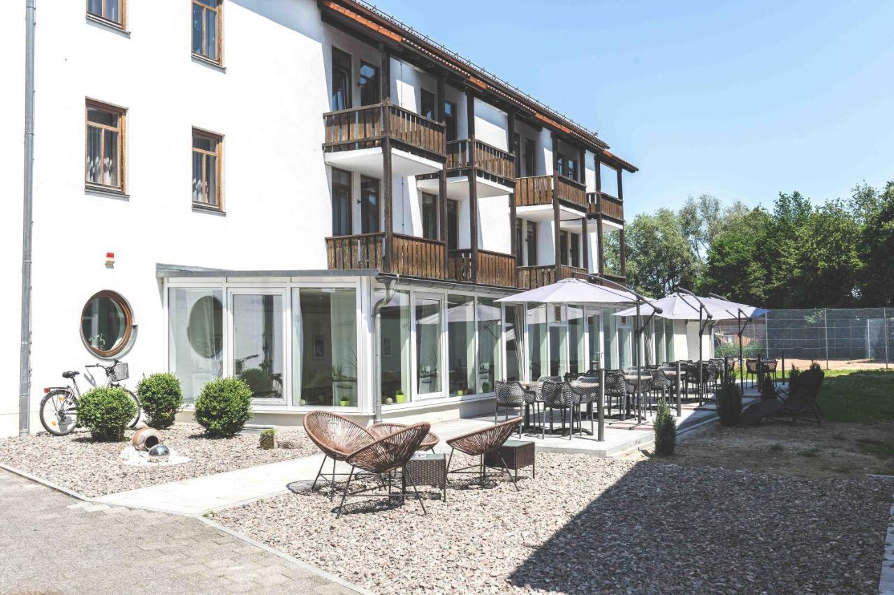 Parkhotel Cham Eksteriør billede